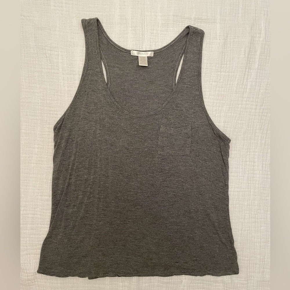 Gray tank top!